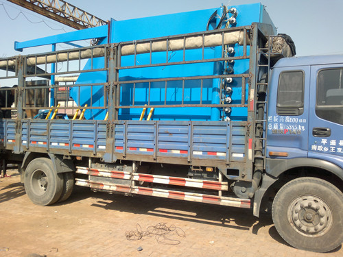 2噸的小型燃煤鍋爐脫硫布袋除塵器