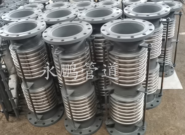 華康生產的生物質鍋爐除塵器安裝現場