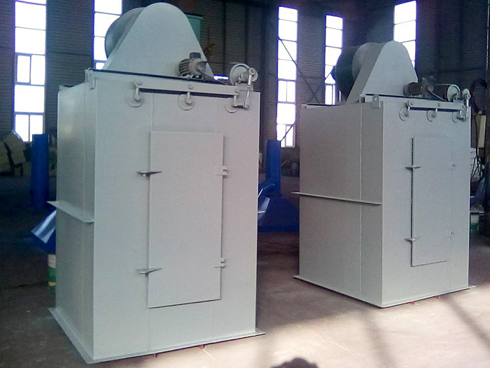 UF單機除塵器生產現場圖